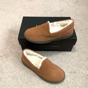 Vionic Lynez Toffee Suede Faux Fur Slippers Women’s Size 5 NEW $99